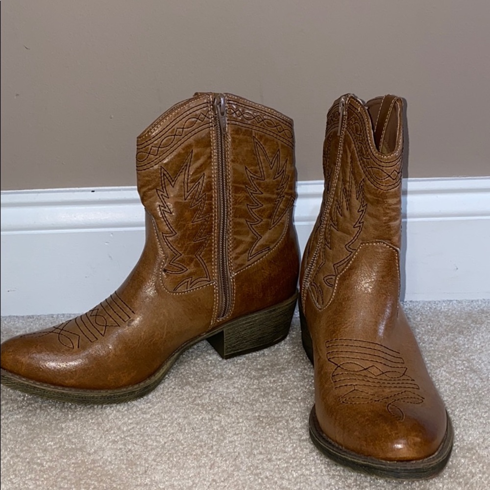 Ankle length cowboy boots